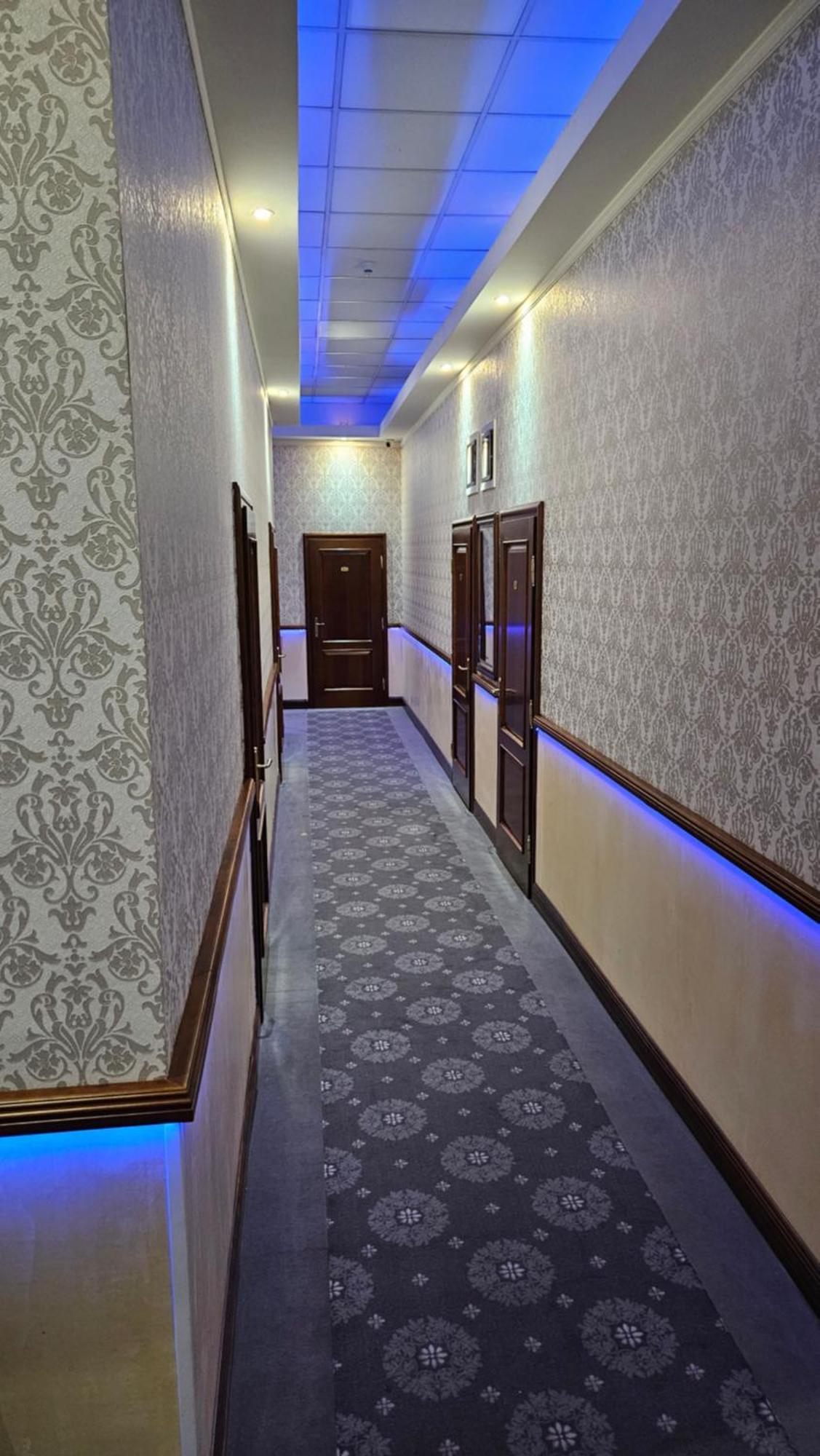 Opera16 Guestrooms Budapest Bagian luar foto